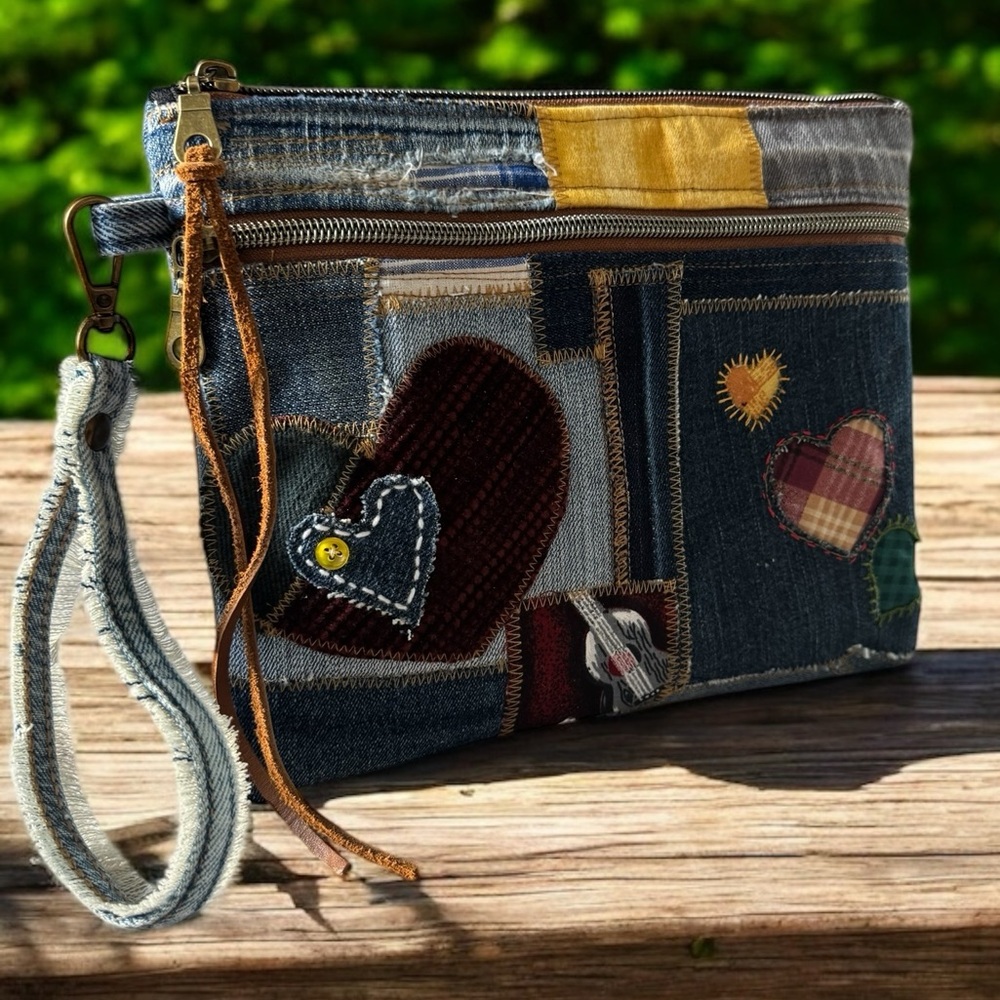 Upcycled Denim Patchwork Crossbody Bag – Wristlet Clutch with Chain Strap